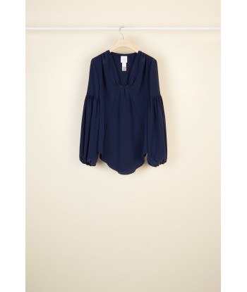 Silk blouse with Bishop sleeves chez Cornerstreet bien 