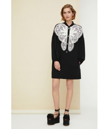 Lace bib dress Les êtres humains sont 