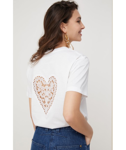 Heart cut-out organic cotton tee ouvre sa boutique