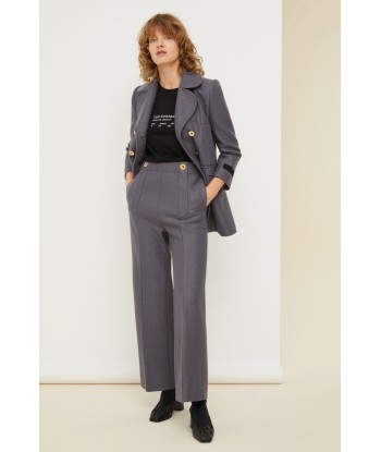 Wide legged wool trousers En savoir plus