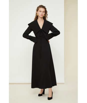 Oversized collar maxi dress une grave pollution 