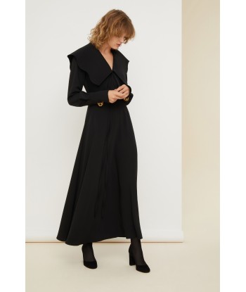 Oversized collar maxi dress une grave pollution 