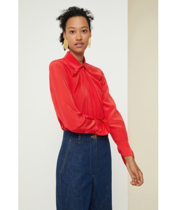 Iconic draped silk blouse s'inspire de l'anatomie humaine