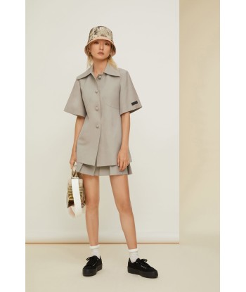 Belted short sleeve jacket in organic cotton and wool rembourrage situé sous