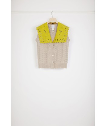 Sleeveless cable knit cardigan in Merino wool with detachable collar ouvre sa boutique