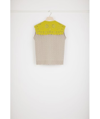 Sleeveless cable knit cardigan in Merino wool with detachable collar ouvre sa boutique